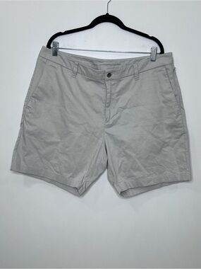 Lululemon Light Gray Men's Shorts